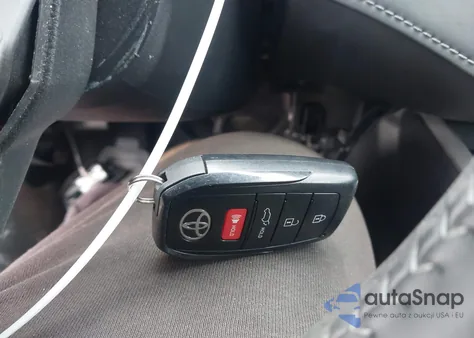 2024 Toyota Highlander Xse z USA, uszkodzony, nr VIN 5TDKDRBHXRS532290